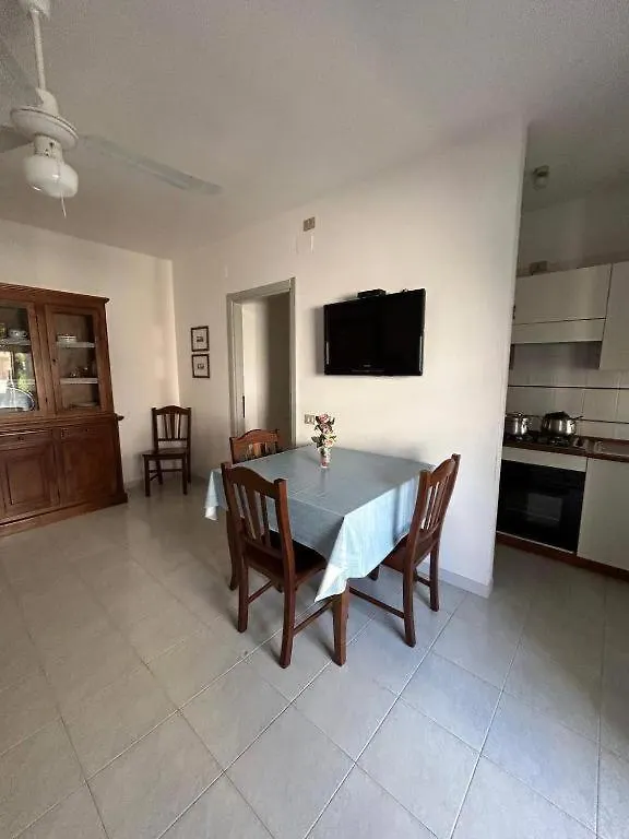 Via Liguria 15 Guest House 0*, Alghero İtalya